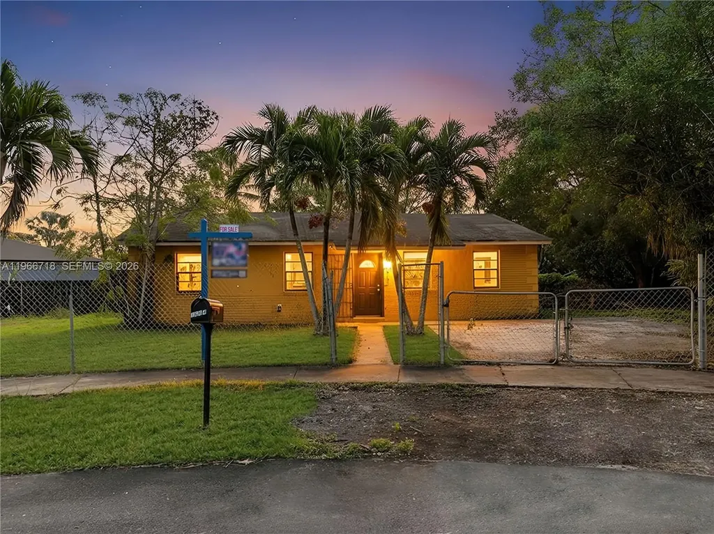 1664 SW 2nd Court Homestead FL 33030