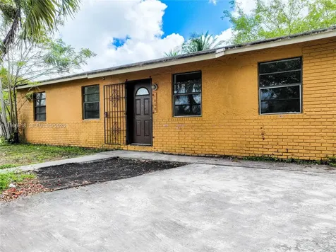 1664 SW 2nd Court Homestead FL 33030