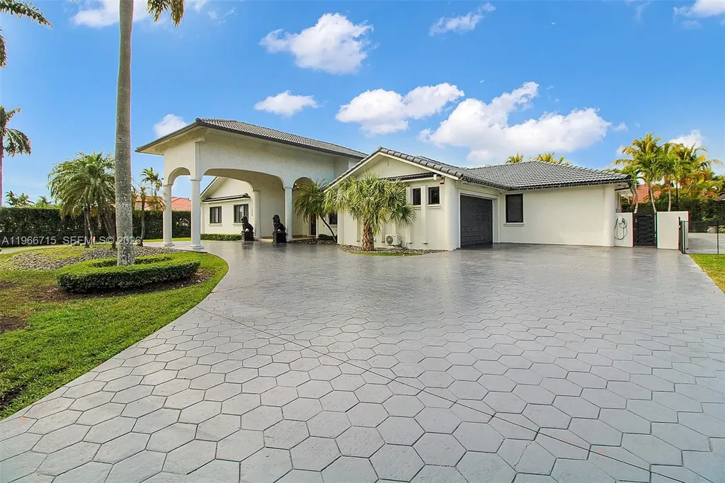 2600 SW 128th Avenue Miami FL 33175