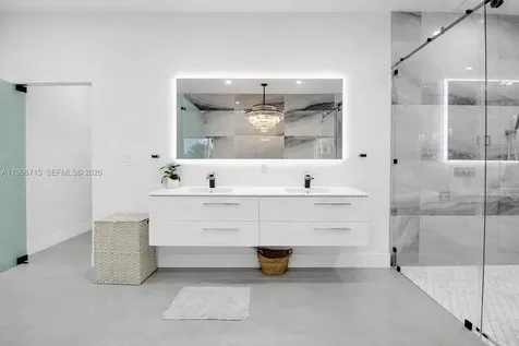 2600 SW 128th Avenue Miami FL 33175