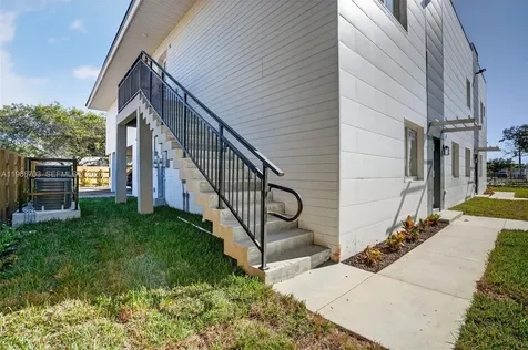 1515 N Redland Road Florida City FL 33034
