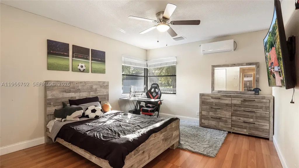 1510 NW 97th Terrace Coral Springs FL 33071