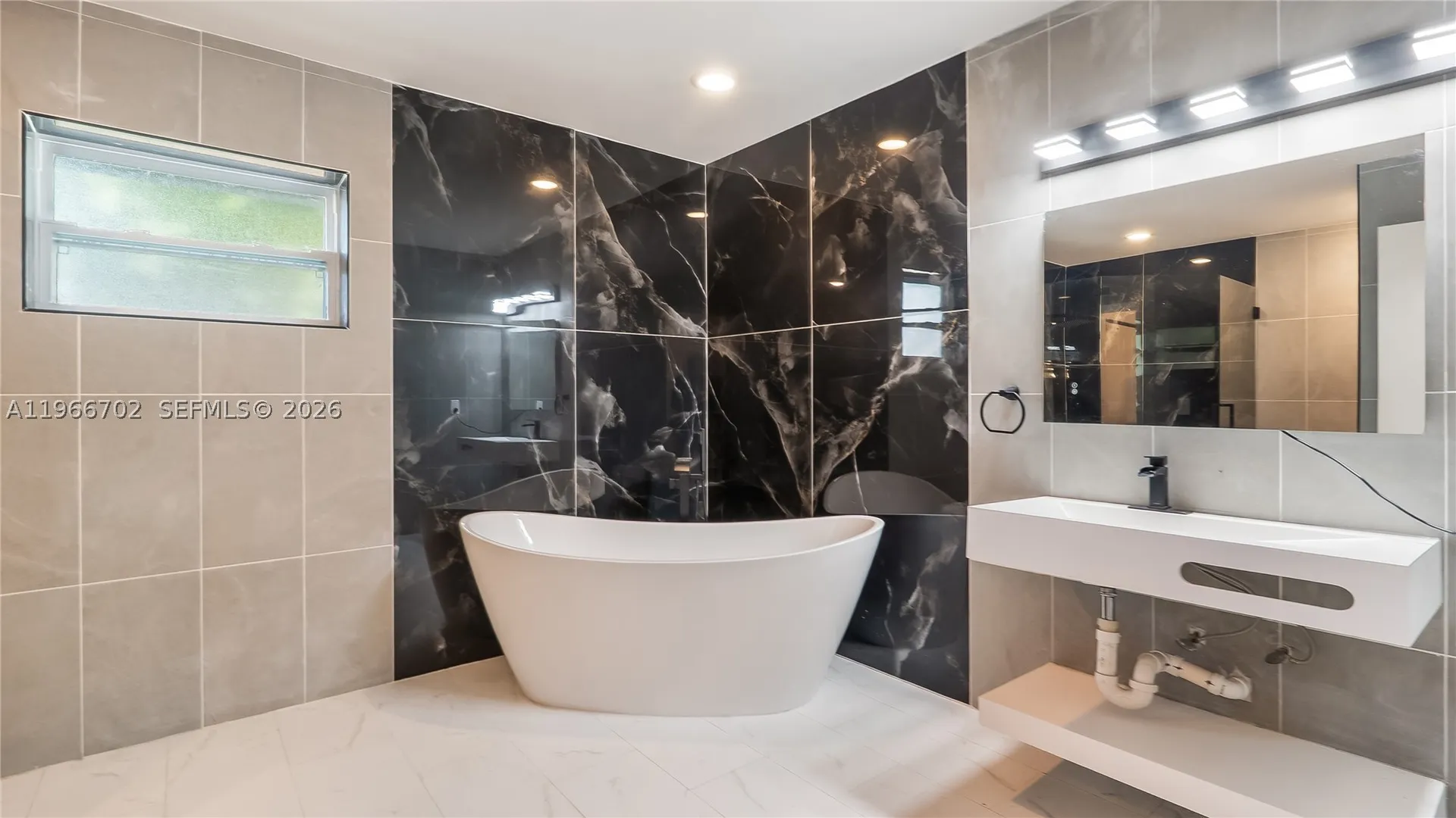 1510 NW 97th Terrace Coral Springs FL 33071