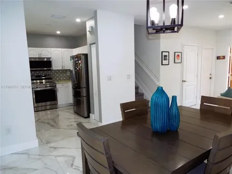 21470 SW 85th Path Cutler Bay FL 33189