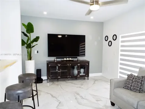 21470 SW 85th Path Cutler Bay FL 33189