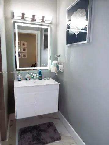 21470 SW 85th Path Cutler Bay FL 33189