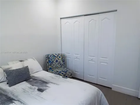 21470 SW 85th Path Cutler Bay FL 33189