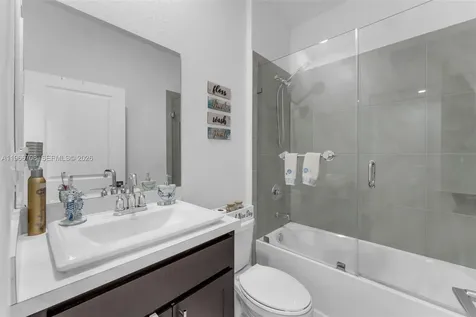 465 NE 5th Place Florida City FL 33034