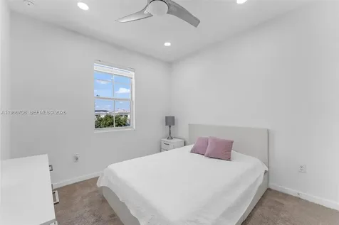 465 NE 5th Place Florida City FL 33034
