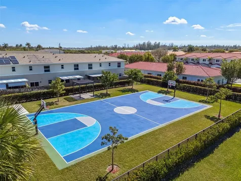 465 NE 5th Place Florida City FL 33034