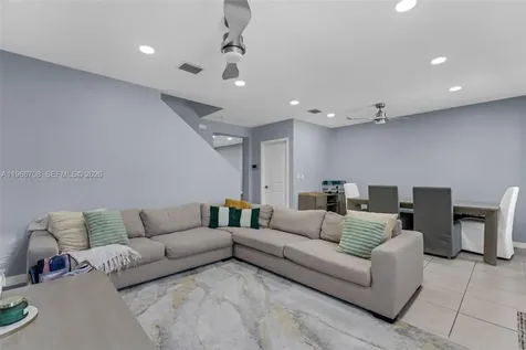 465 NE 5th Place Florida City FL 33034