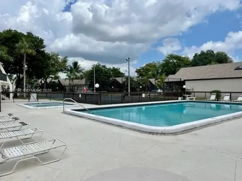613 N University Drive Plantation FL 33324