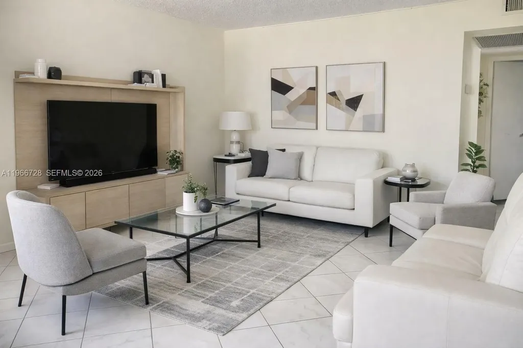 354 Mansfield I Boca Raton FL 33434