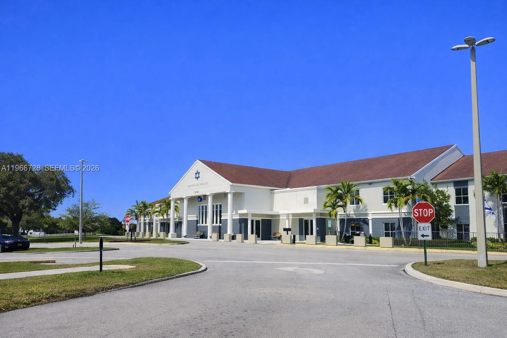 354 Mansfield I Boca Raton FL 33434