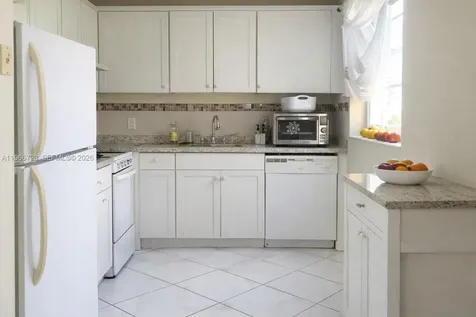 354 Mansfield I Boca Raton FL 33434