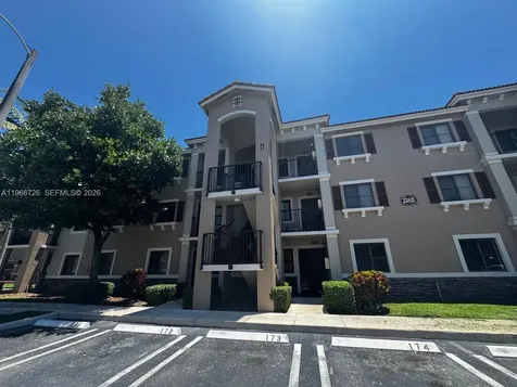 22621 SW 88th Place Cutler Bay FL 33190
