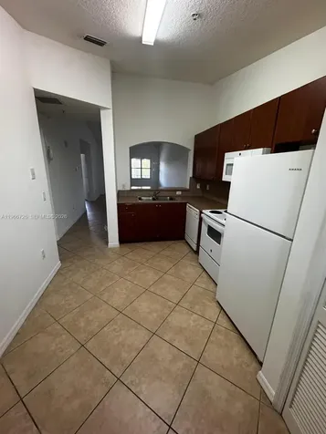22621 SW 88th Place Cutler Bay FL 33190