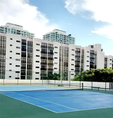 17021 N Bay Road Sunny Isles Beach FL 33160