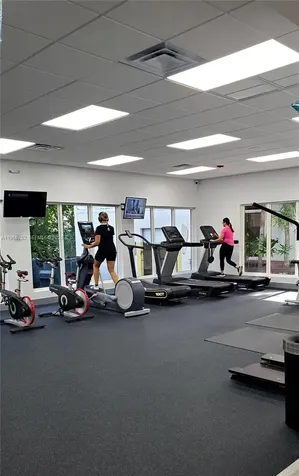 17021 N Bay Road Sunny Isles Beach FL 33160