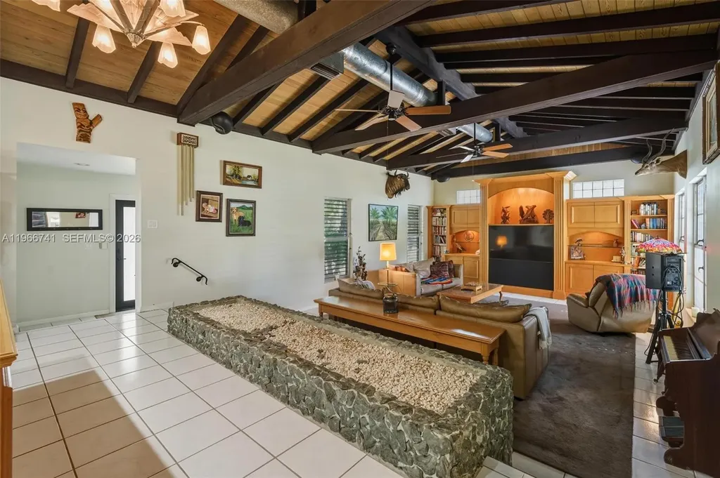 1400 SW 12th Court Fort Lauderdale FL 33312