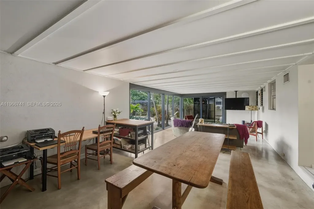 1400 SW 12th Court Fort Lauderdale FL 33312