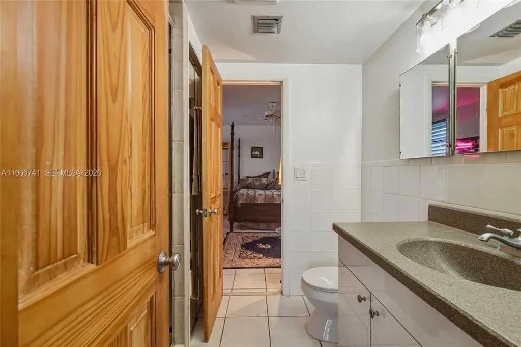 1400 SW 12th Court Fort Lauderdale FL 33312