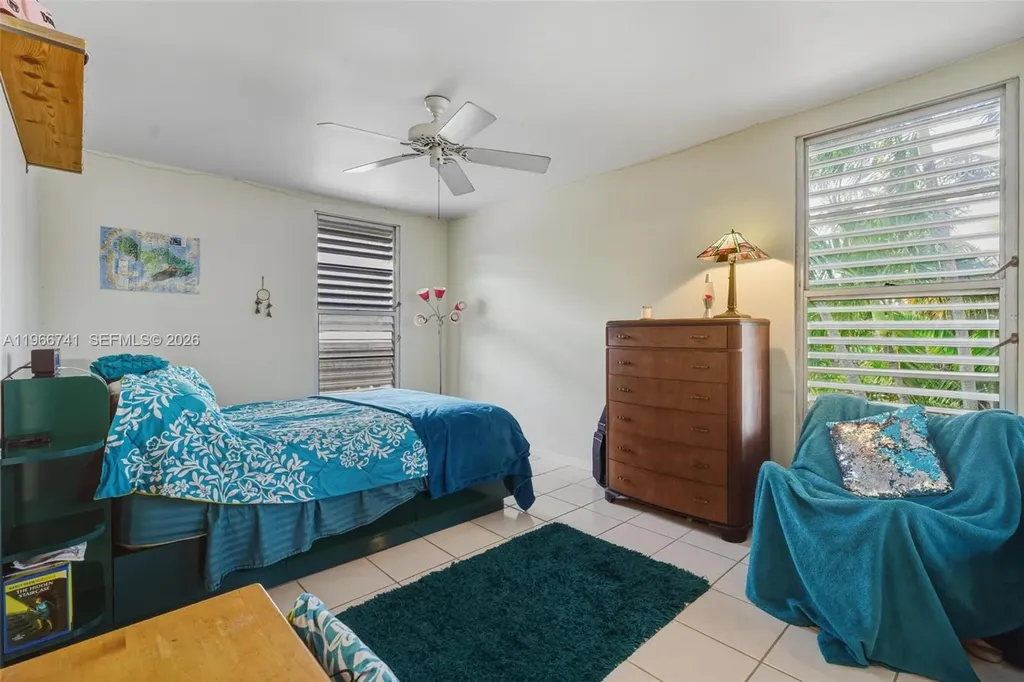 1400 SW 12th Court Fort Lauderdale FL 33312