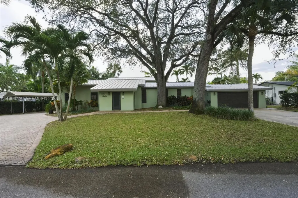 1400 SW 12th Court Fort Lauderdale FL 33312