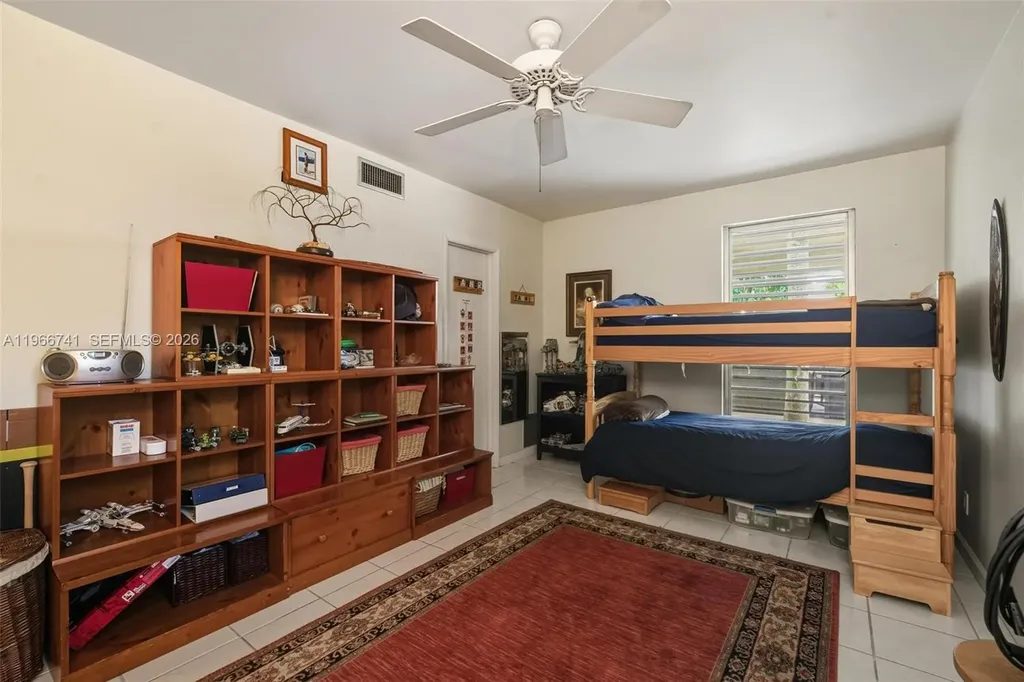 1400 SW 12th Court Fort Lauderdale FL 33312