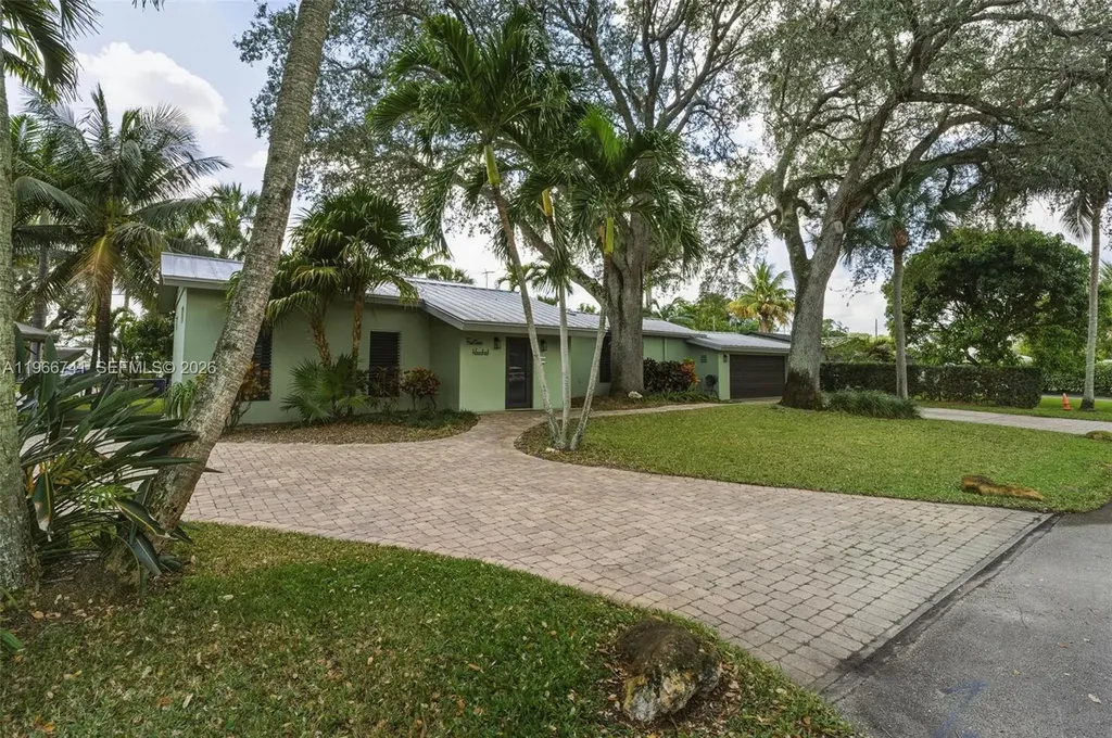 1400 SW 12th Court Fort Lauderdale FL 33312