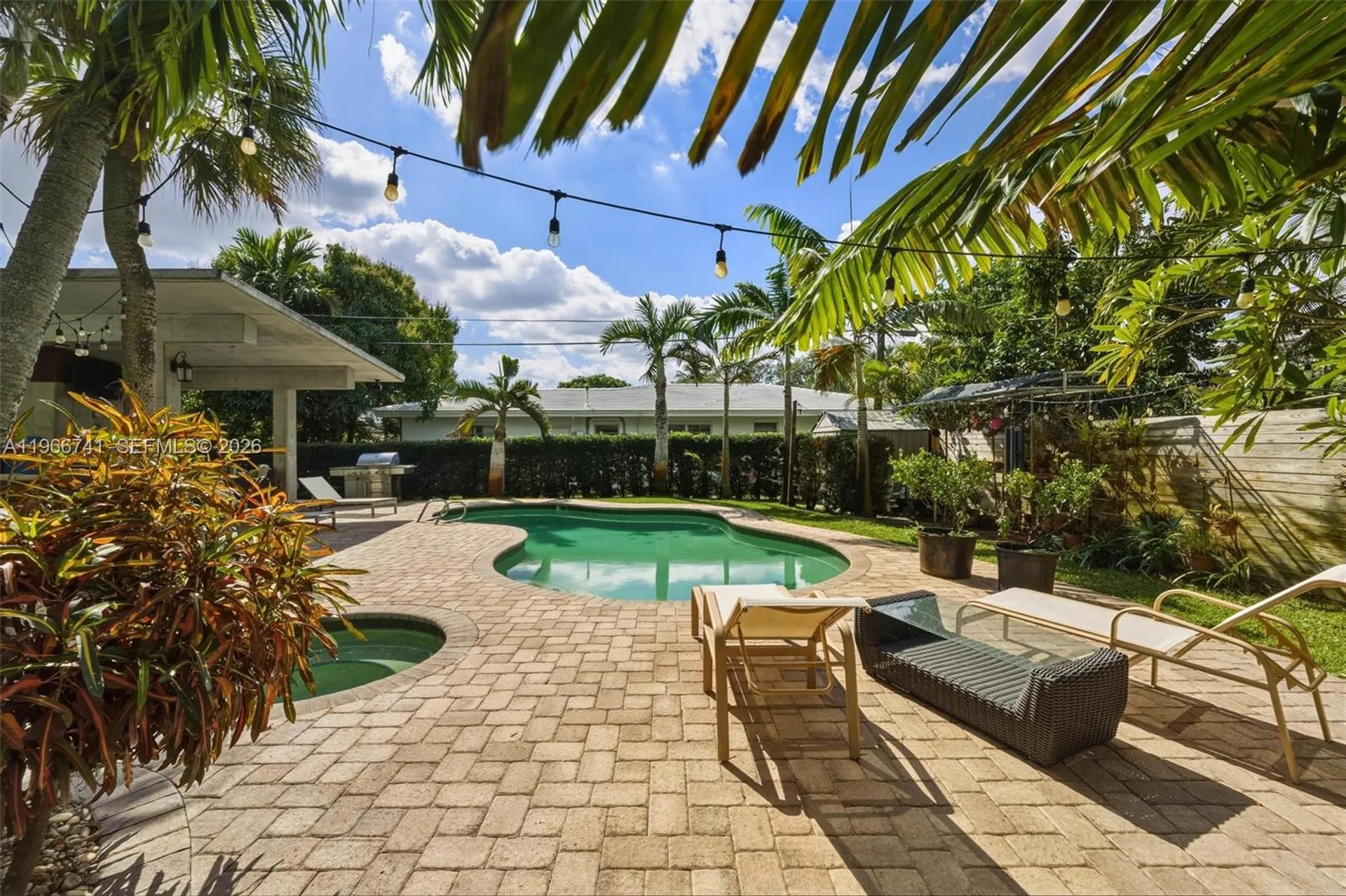 1400 SW 12th Court Fort Lauderdale FL 33312