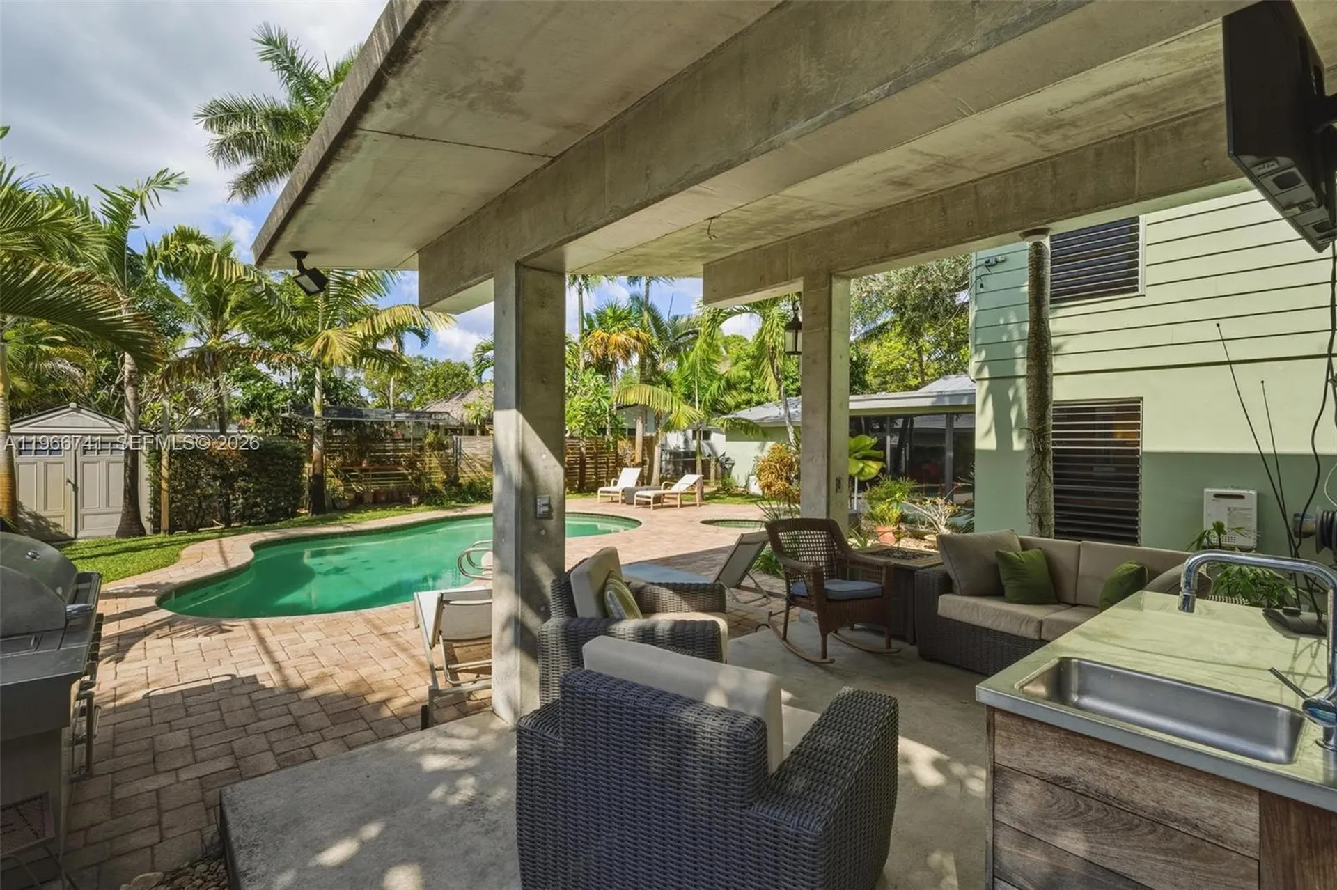 1400 SW 12th Court Fort Lauderdale FL 33312