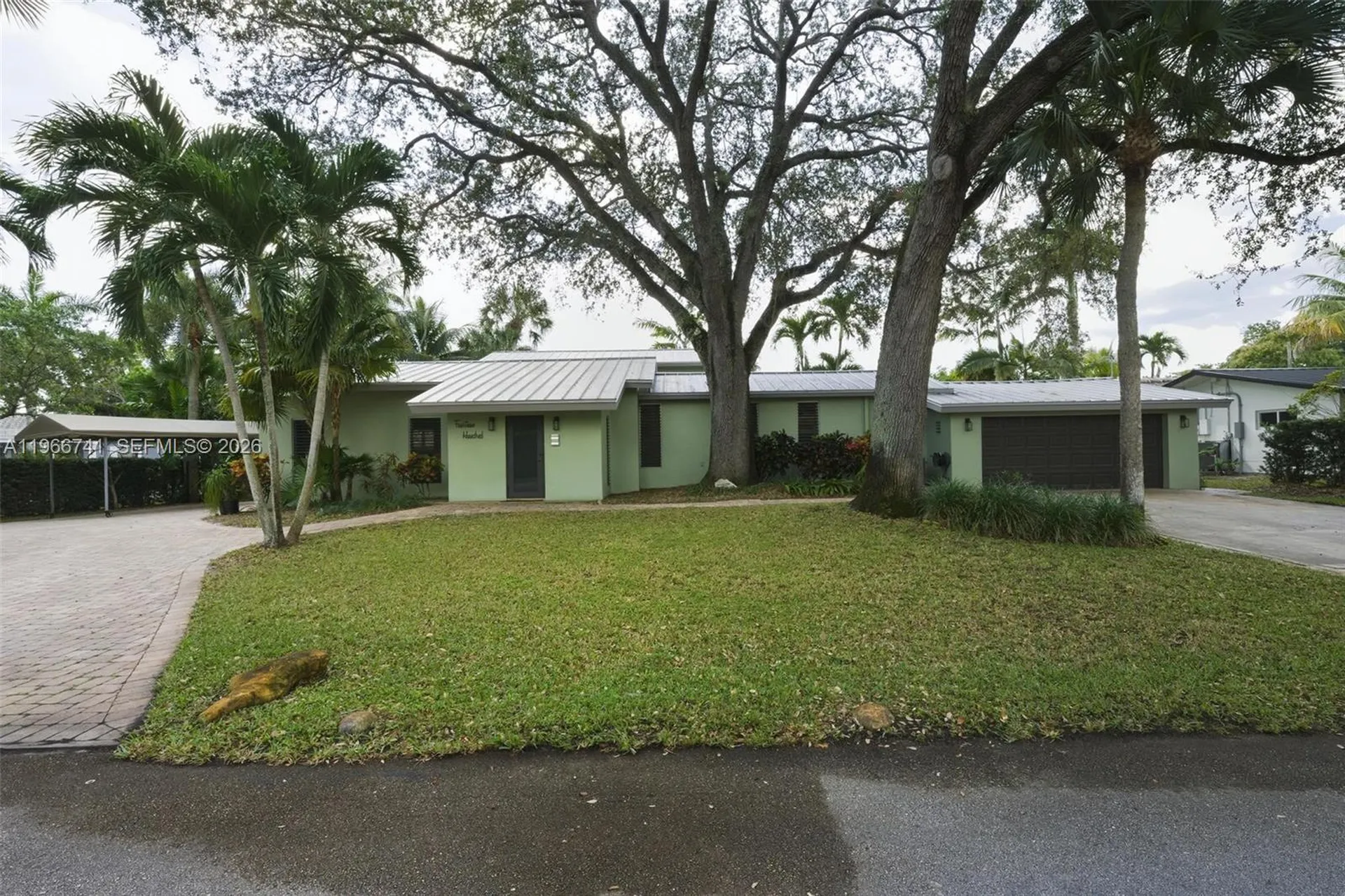 1400 SW 12th Court Fort Lauderdale FL 33312