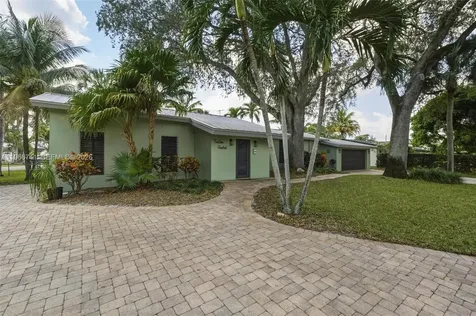 1400 SW 12th Court Fort Lauderdale FL 33312