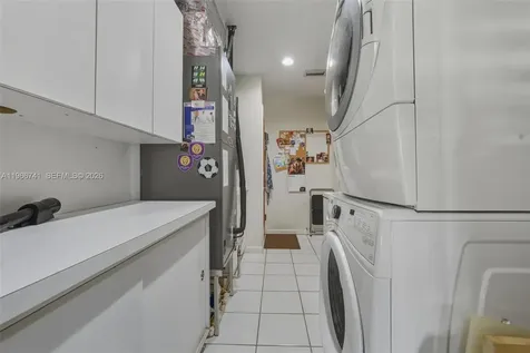 1400 SW 12th Court Fort Lauderdale FL 33312