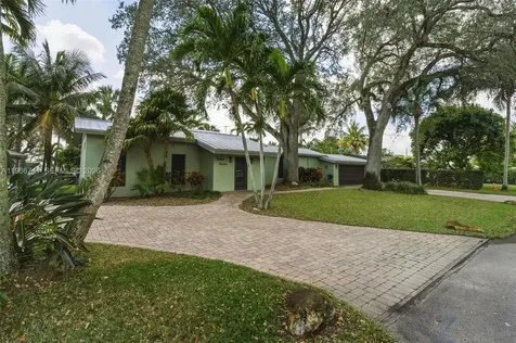1400 SW 12th Court Fort Lauderdale FL 33312