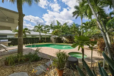 1400 SW 12th Court Fort Lauderdale FL 33312