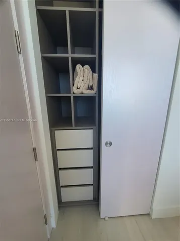 17550 Collins Sunny Isles Beach FL 33160