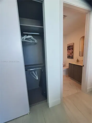 17550 Collins Sunny Isles Beach FL 33160