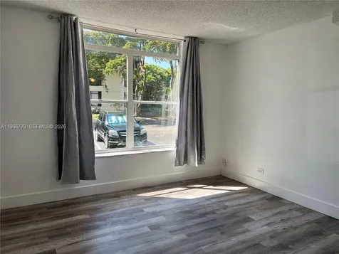 3690 Inverrary Drive Lauderhill FL 33319