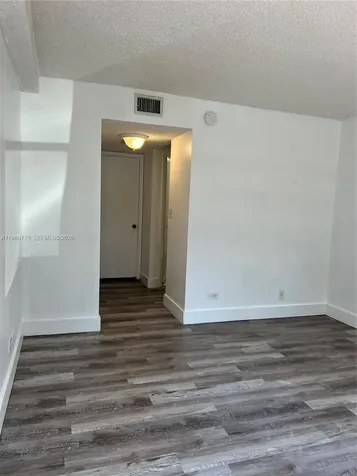 3690 Inverrary Drive Lauderhill FL 33319