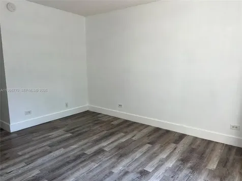 3690 Inverrary Drive Lauderhill FL 33319
