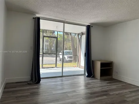 3690 Inverrary Drive Lauderhill FL 33319