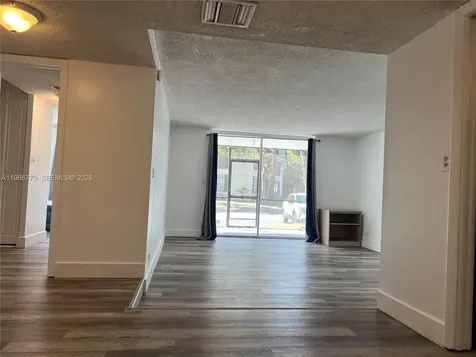 3690 Inverrary Drive Lauderhill FL 33319