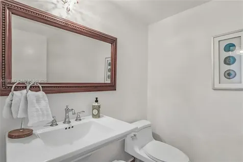 5001 Collins Avenue Miami Beach FL 33140