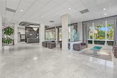 5001 Collins Avenue Miami Beach FL 33140