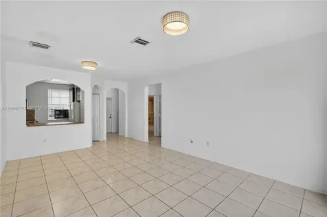 761 SE 2nd Street Homestead FL 33030