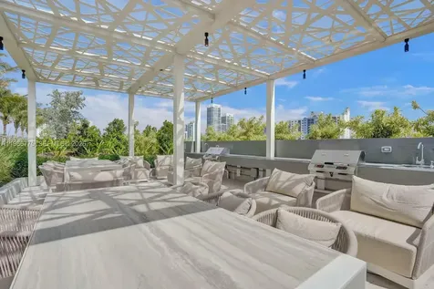 580 72nd Street Miami Beach FL 33141