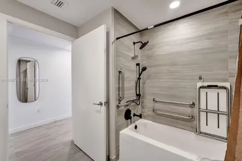 580 72nd Street Miami Beach FL 33141