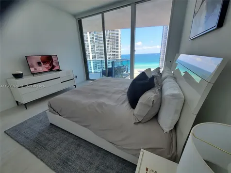 17550 Collins Avenue Sunny Isles Beach FL 33160